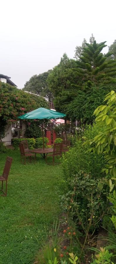 Hotel The Royal Mountain Ranikhet Esterno foto