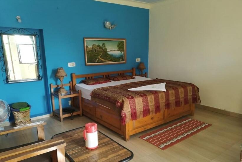 Hotel The Royal Mountain Ranikhet Esterno foto